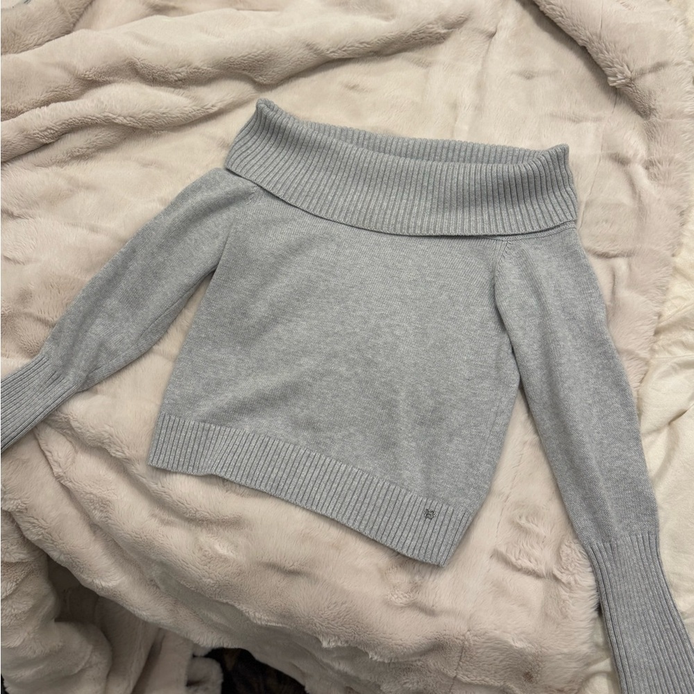 Aritzia New Sweater